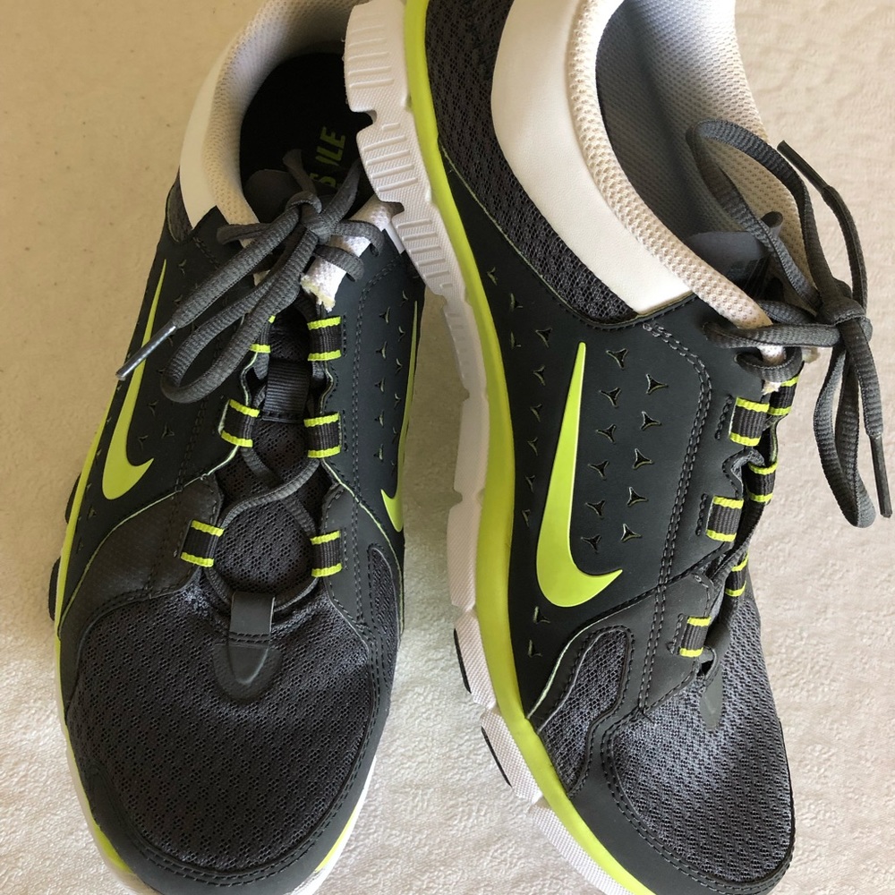 Nike Flex Men’s In Size 11.5